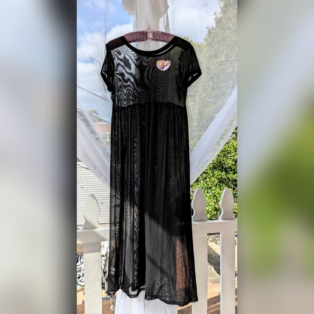 Japan L.A. Black Mesh Ramen Patch Short Sleeve Maxi Dress